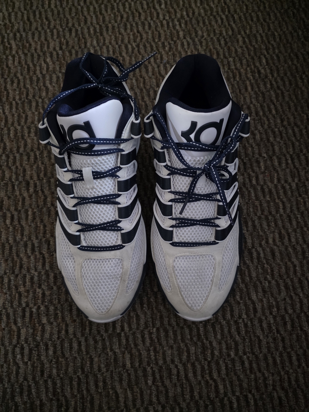Nike KD White and Navy Basketball Sneakers